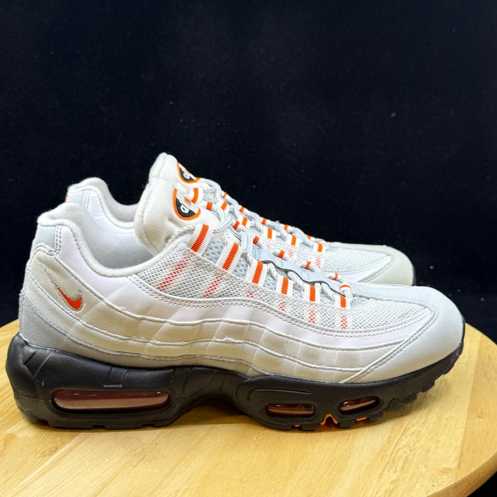 Nike Air Max 95 Size 8.5 Wolf Grey Safety Orange Men's HM0622-002 - Picture 5 of 10